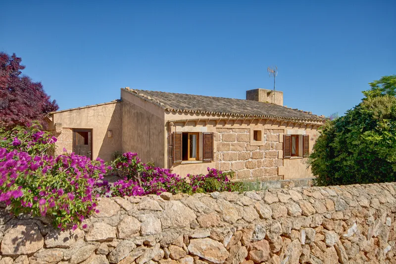 Charming agrotourism estate with pool and olive grove in Campos — photo 9