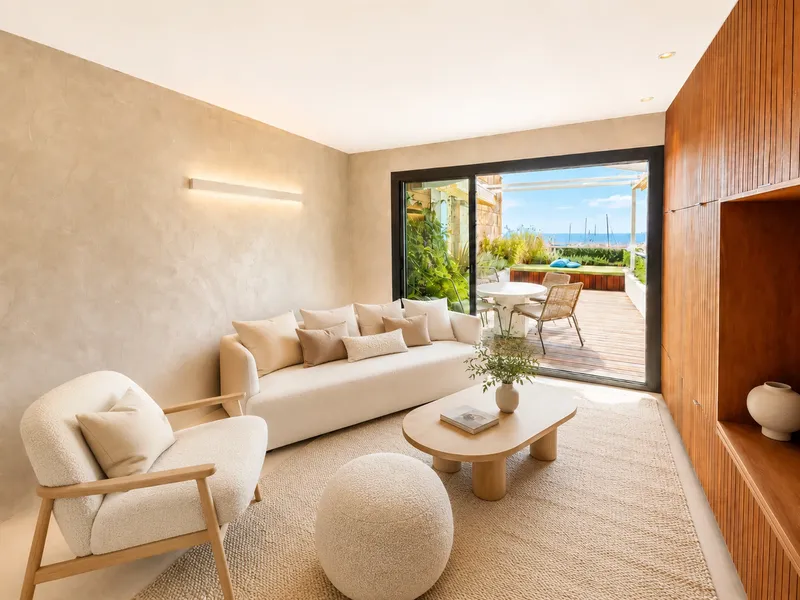 Luxury renovated apartment with sea views in Puerto Portals, Mallorca — photo 4