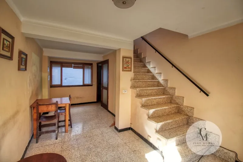 Charming Traditional House in the Heart of Pollença: Impressive Terrace with Views of Puig de Maria, Independent Duplex Apartment and Great Potential for Renovation — photo 1