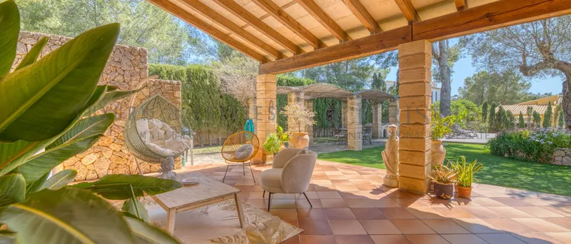 Well-kept villa in Santa Ponsa in quiet area with pool and garden — photo 3