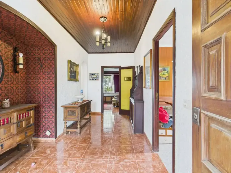 ¡Finca Rústica con potencial extraordinario! 39.000 m² de terreno, piscina, cancha de tenis y más – — photo 3