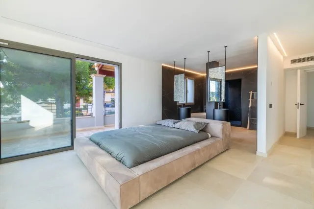 Brand new villa with garden and swimming pool for sale in Port Adriano, Mallorca — photo 8