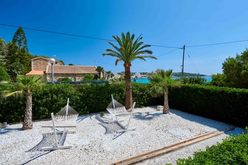 Exclusive first-line sea view villa for rent near Son Moll beach in Cala Ratjada, recently renovated — photo 8