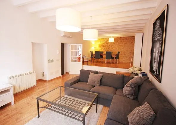 Flat / apartment in Plaza Ispanya, Fornalutx — photo 1