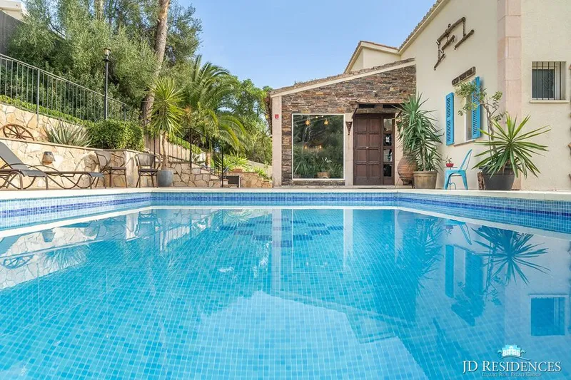 Costa den Blanes Villa with pool and sea views — photo 1