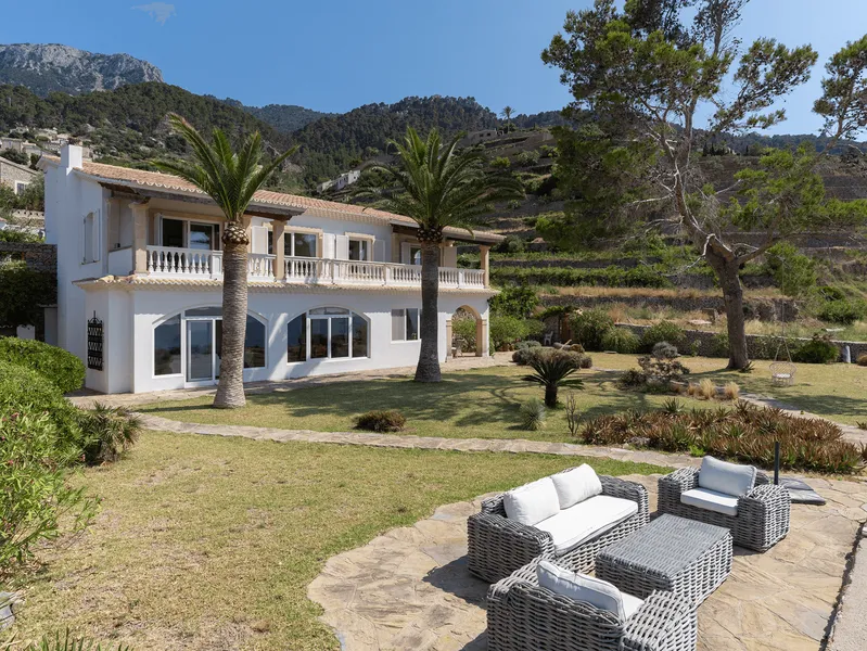 Unique Mediterranean-style estate, on the front line with access to the sea — photo 4