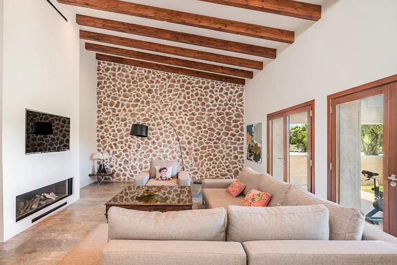 Modern country house with private equestrian facilities near Palma — photo 12