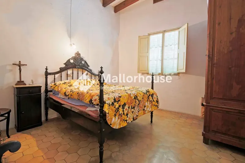 Impressive Mallorcan Townhouse in the Center of Manacor — photo 10