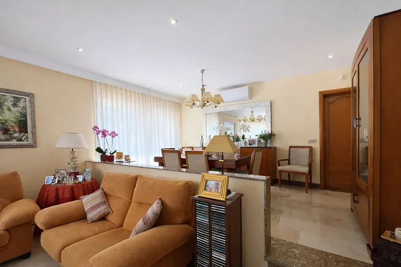 Spacious villa in Cas Català with partial sea views, an excellent location, and great potential — photo 8