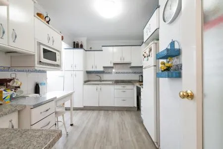 Flat in Torre del Mar — photo 9