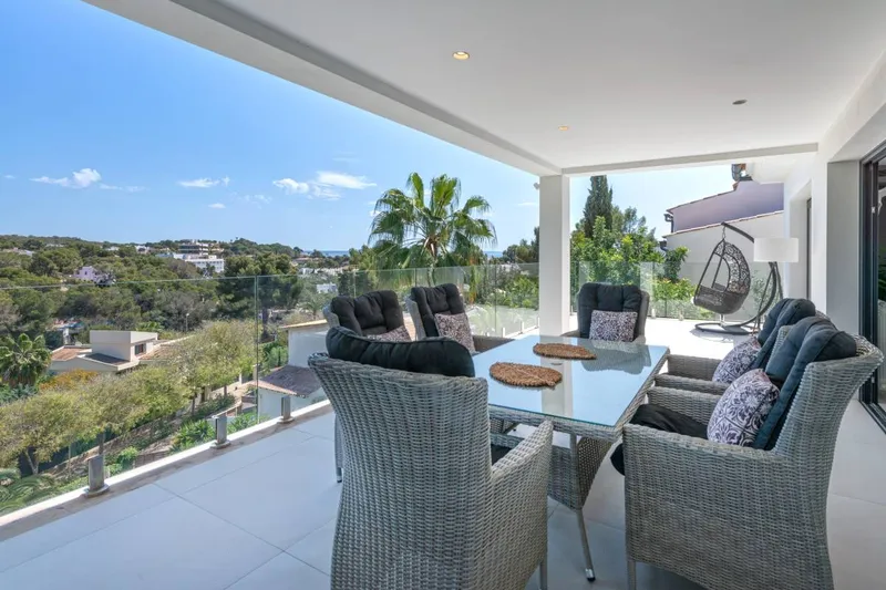 Beautifully reformed villa in the center of Portals Nous — photo 10