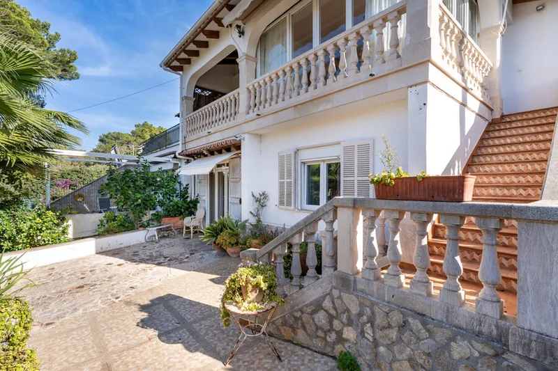 Spacious Three-Level House with Lot of Outdoors Spaces and Private Pool in Son Veri Vells — photo 1