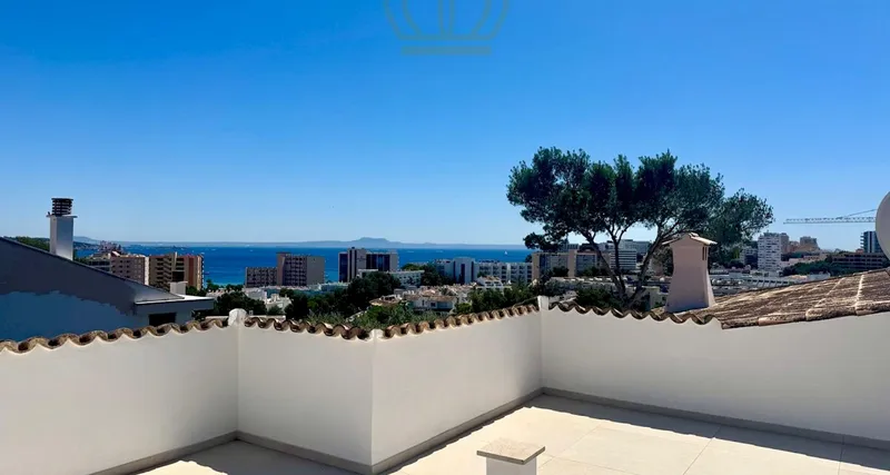Modernised villa in Palmanova with pool and sea views for sale — photo 2