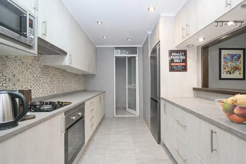 3-bedroom apartment with terrace in Portixol 500 meters from the beach — photo 10