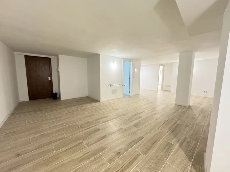 Commercial premises in Campos — photo 3