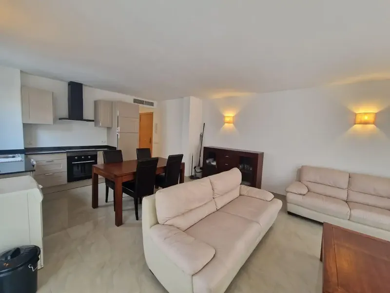 Apartamento con ascensor en alquiler en Port d'Andratx — photo 1