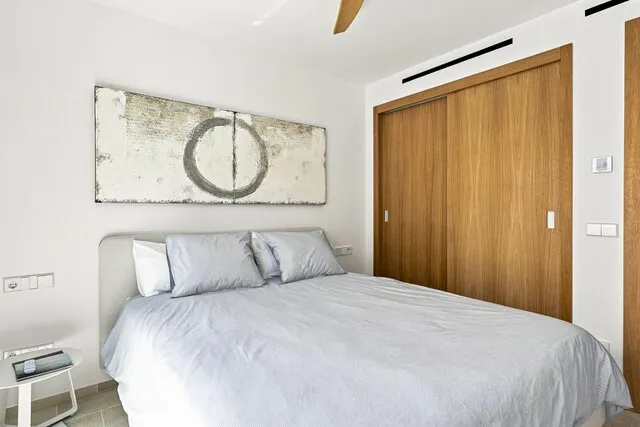 Duplex penthouse with rooftop pool for sale in Playa de Palma, Mallorca — photo 12