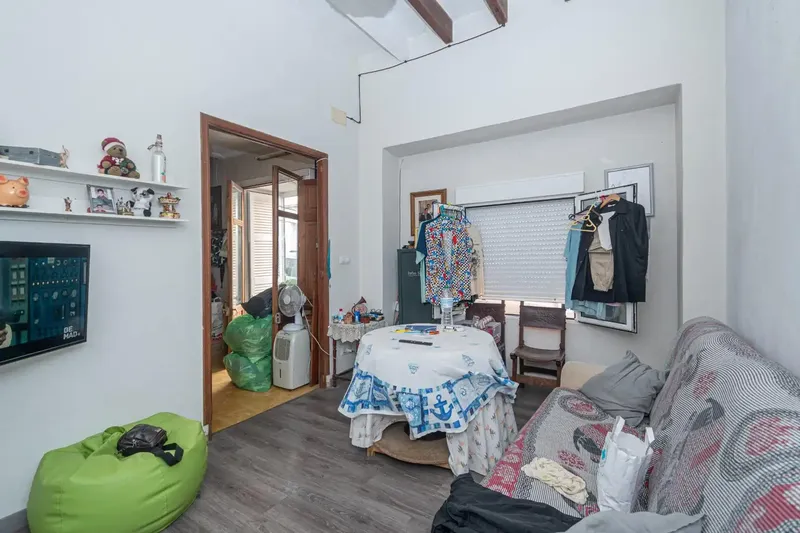 Three-storey village house to renovate in the historic centre of Felanitx — photo 5