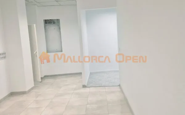 Commercial premises in the best area of Manacor – Paseo del Ferrocarril — photo 5