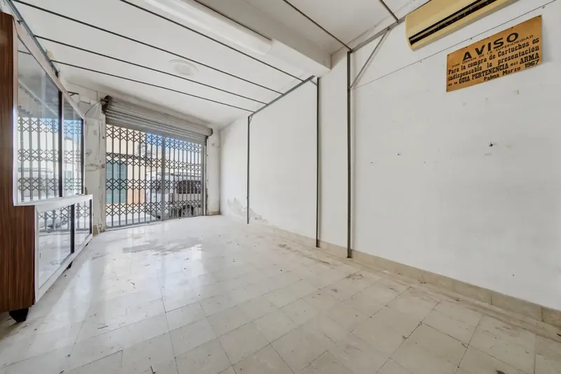 If you are looking for a property with character, space and the opportunity to design it completely to your taste, this village house in Campos is an ex — photo 5