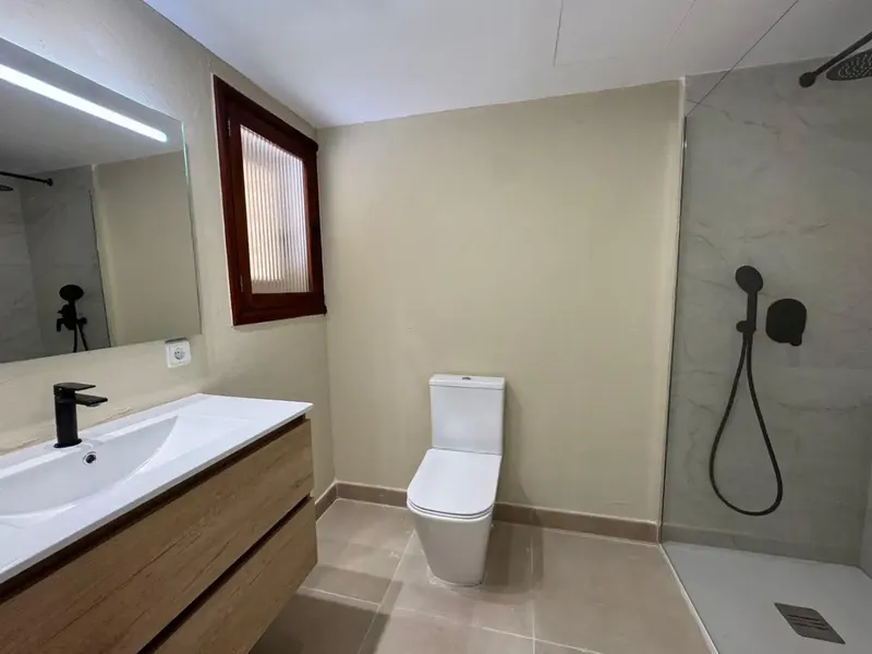 Reformed flat in Portocolom, facing the sea and a few steps from the beach, in a privileged location with pleasant views — photo 9