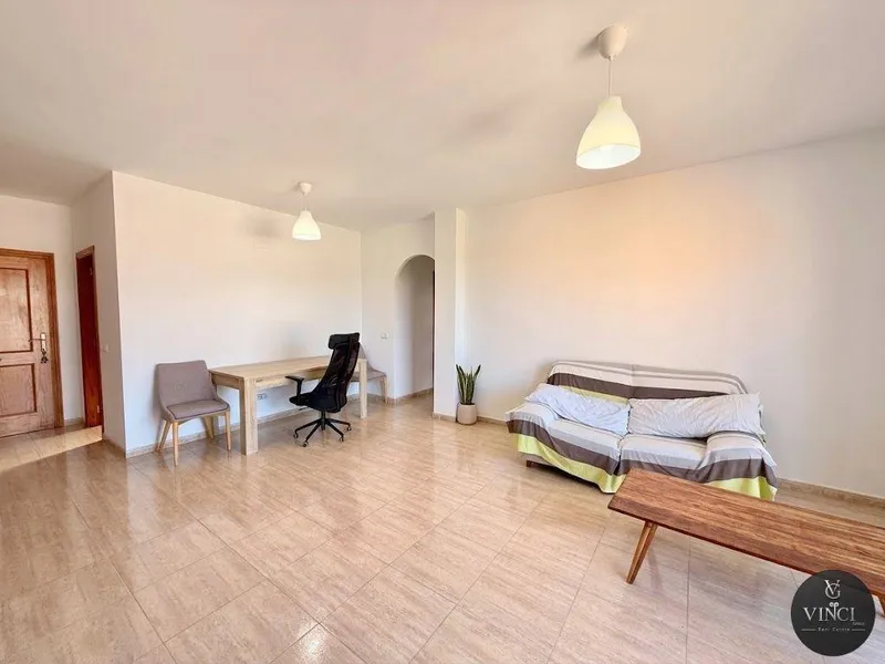 Investment in Santanyí: Apartment with Elevator and Balcony near the Market and the Beach — photo 5