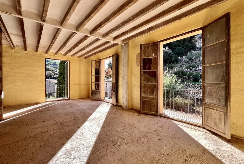 Detached house with renovation project in Valldemossa — photo 10