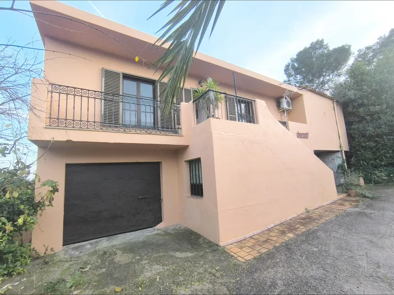 Exclusive Opportunity: Rustic Estate in the Heart of Mallorca with Pool, Well, and GESA Electricity — photo 2