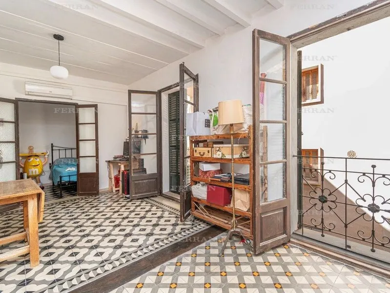 Flat / apartment in Sindicat, Palma de Mallorca — photo 1