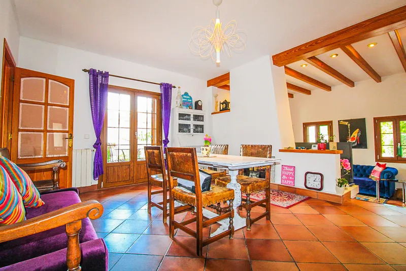 Ref. 2437C – Andratx – Very nice detached house with large garden — photo 10