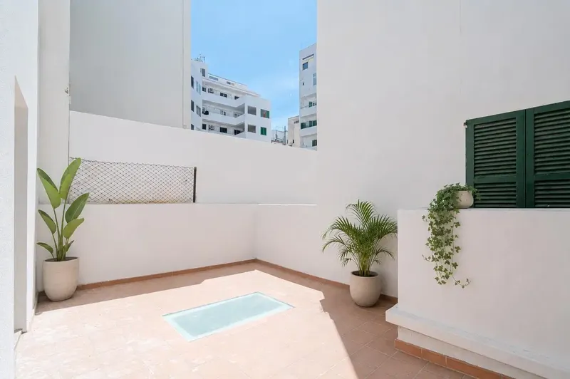 Magnificent property in the sought-after area of Bons Aires, Palma de Mallorca, just steps from Calle Blanquer — photo 1
