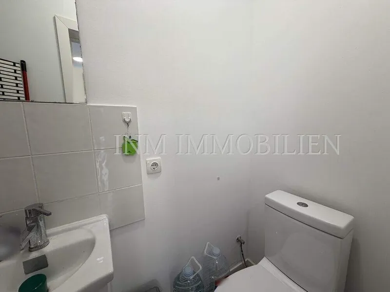Ladenlokal in Strandnähe, klimatisiert zu kaufen — photo 3