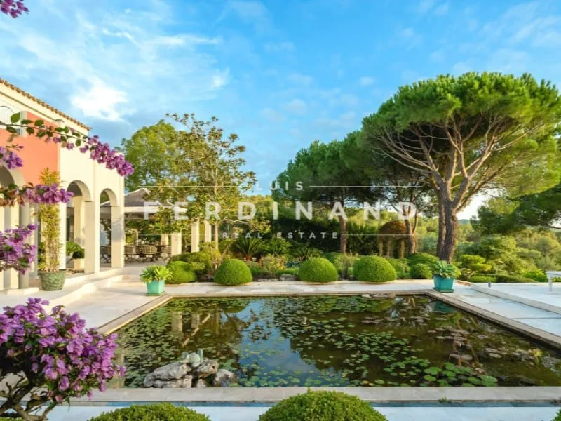 Villa for sale in Calvià, Mallorca — photo 1