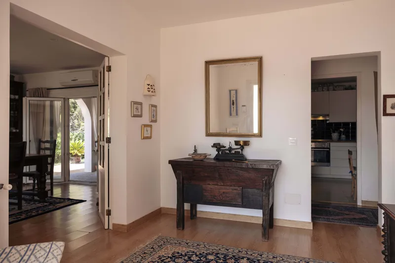 Charming Mediterranean villa steps from Cala Vinyes beach — photo 8