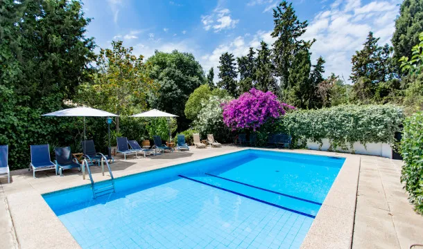 Exclusive Property with Private Garden in the Heart of Alaró: Boutique Hotel or Luxury Residence — photo 4