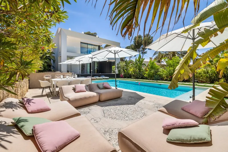 Bendinat top quality house for sale with private pool and sunny terraces — photo 2