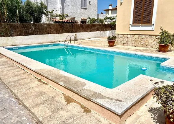 Detached house in Calle Dofí, Badia Blava-Badia Gran-Tolleric, Llucmajor — photo 1