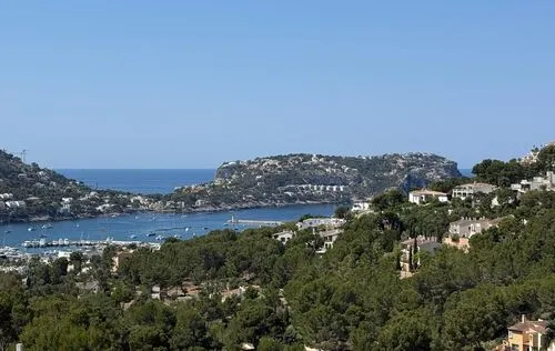 4 Bedrooms in Port Andratx — photo 1