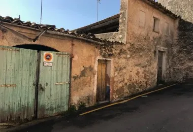 Village house to renovate in Sineu — photo 1
