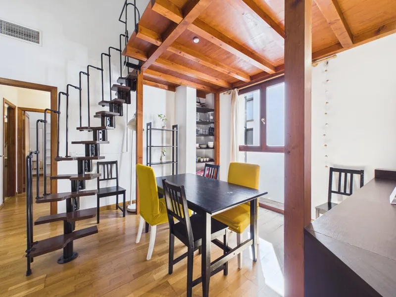 Charming Third-Floor Apartment in a Prestigious Old Town Building, near Plaza de la Mercè — photo 9