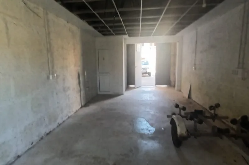 Urban plot with storage room in central location of Es Llombards — S 13 — photo 6