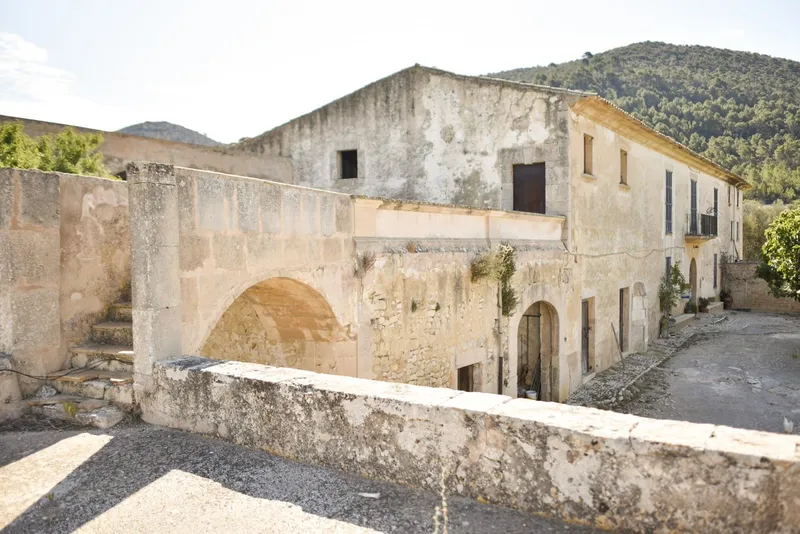 Impressive Mallorcan Estate for Renovation — photo 10