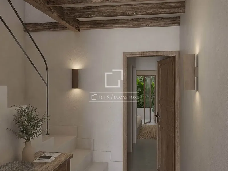 Nestled in the charming village of Búger, on the main square, this authentic Mallorcan house offers a unique opportunity to create — photo 11