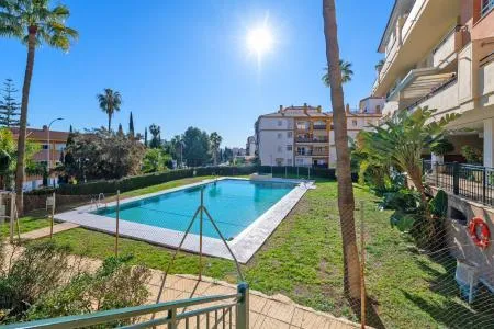 Flat in Torre del Mar — photo 1
