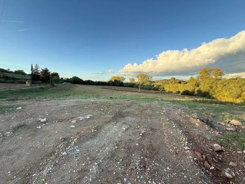Strategic Opportunity in Manacor: Plot with Great Project Potential — photo 1
