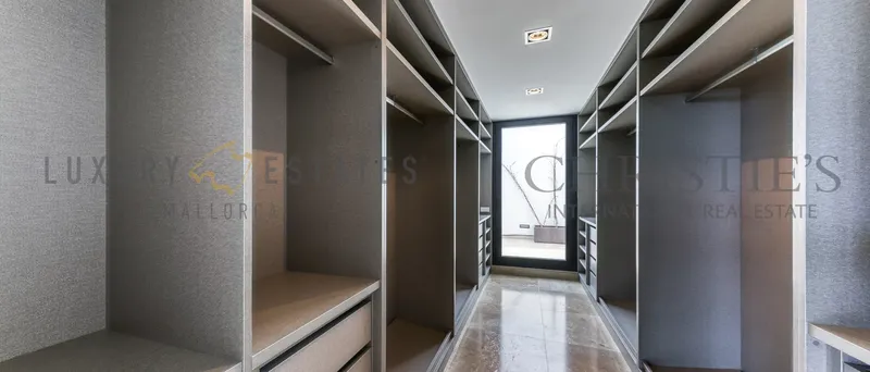 Large modern newly built villa in Sol de Mallorca with sea views and large garden — photo 12