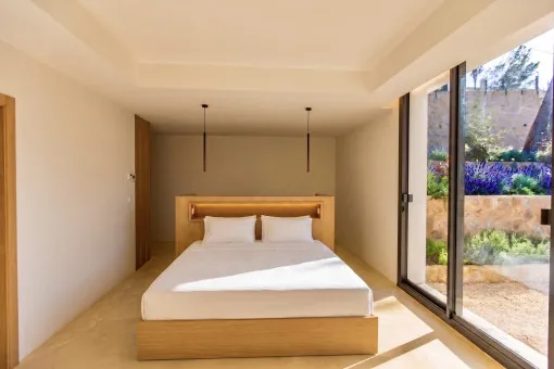 Santa Ponsa, modern villa in Santa Ponsa with clean architecture, Mediterranean lifestyle and privacy — photo 5