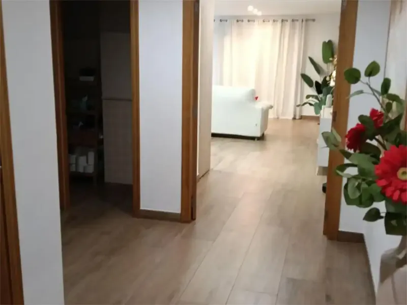 Magnífico Adosado de 4 plantas con gimnasio, piscina y acabados de lujo — photo 3