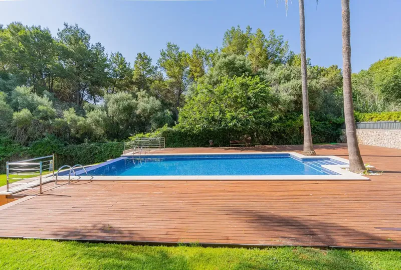 Discover this elegant ground floor with south-facing garden, with views of Bellver forest and located in one of the best areas of Sa T — photo 9