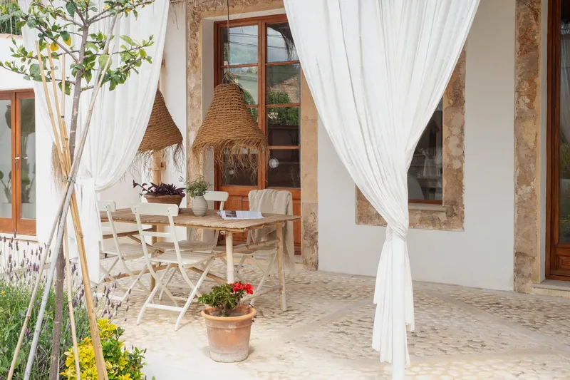 Reformed home with guest house, pool & garden in Establiments — photo 9
